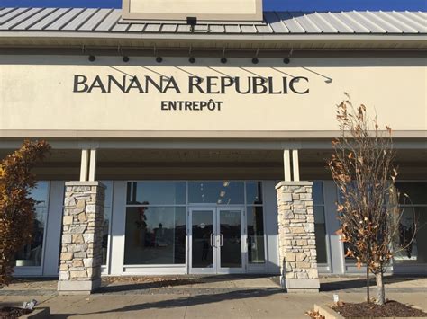 Banana republic outlet - Factory Store. 108 N State Street Ste #140. Chicago, IL 60602 (312) 683-3592 ... Banana Republic uses the finest materials and fabric innovations to infuse style with ... 